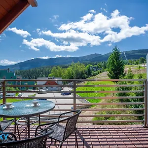 Bluesky - Karkonoska 13, Z Widokiem Na Gory, Blisko Szlakow I Wyciagow, W Zielonej Okolicy Apartmán